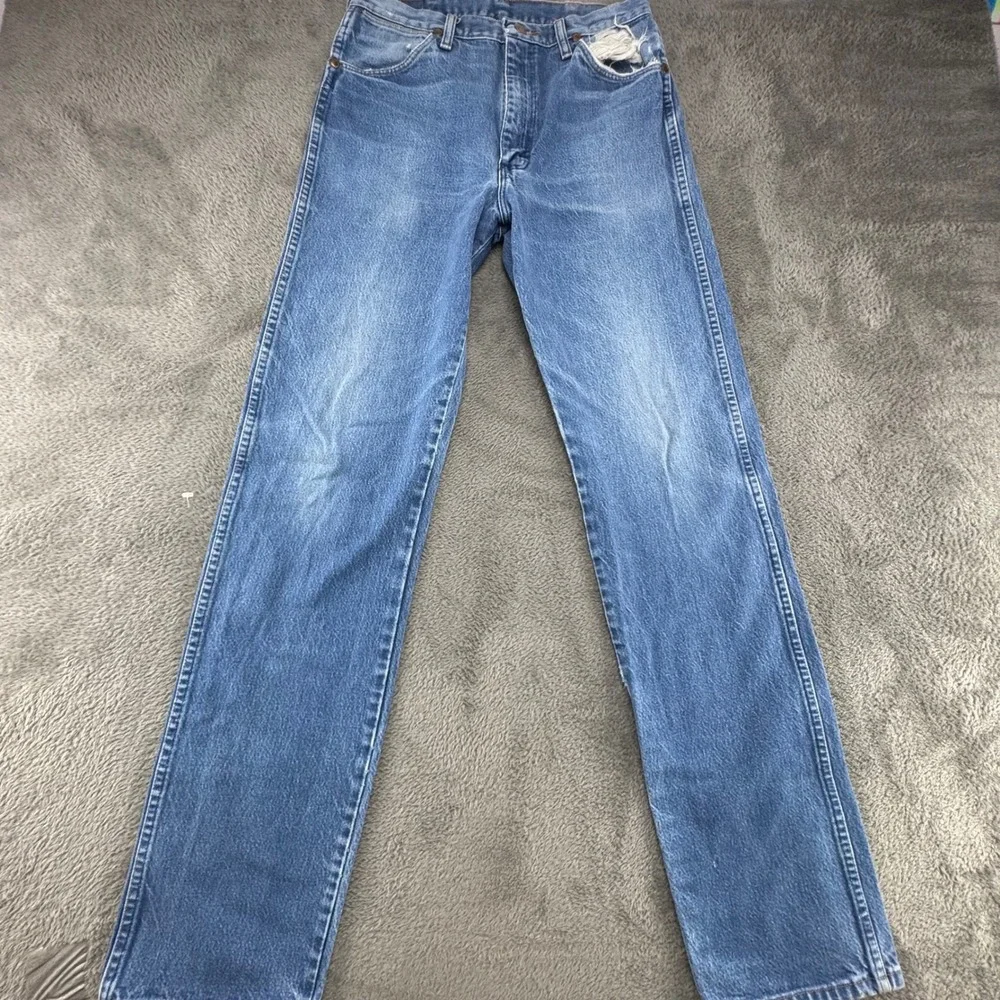 Wrangler 13MWZ Cowboy Cut Jeans Men 31x36 Blue Fair Distressed Made in USA Denim